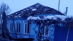 Снаряд попал в крышу жилого дома в Грайворонском городском округе