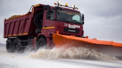 214 единиц техники выехали на уборку снега в Белгородской области