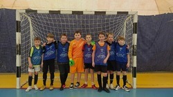 Соревнования по мини-футболу состоялись на базе ФОК «Парус» в Разумном