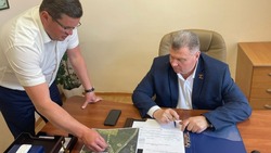 Владимир Перцев провёл приём граждан в Крутом Логу
