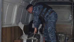 Белгородские судебные приставы отправили гуманитарную помощь в зону СВО
