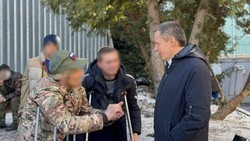 Вячеслав Гладков передал дополнительные расходные материалы в военный госпиталь 