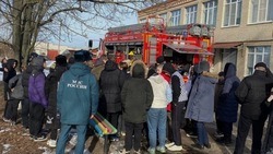 Белгородские спасатели встретились с обучающимися Новосадовской СОШ