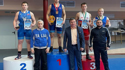 Спортсмены из Белгородского района стали призёрами в соревнованиях по спортивной борьбе