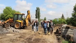Татьяна Круглякова проинспектировала ход капитального ремонта в Никольской школе