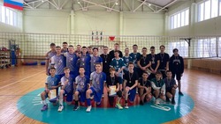 Новогодний турнир по волейболу прошёл в Ракитянском районе