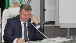 Глава администрации Белгородского района Владимир Перцев провёл прямую телефонную линию
