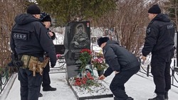  Белгородские росгвардейцы почтили память погибшего офицера СОБР Геннадия Мишенина