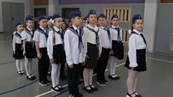Школьный конкурс «Смотр строя и песни» состоялся в Разуменской школе №1