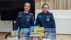 Психологи МЧС России передали в ПВР Белгородской области настольные игры для детей