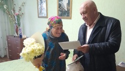 Жительница села Красный Хутор Зинаида Коломыченко отметила юбилей