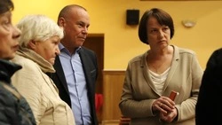 Татьяна Круглякова провела встречу с отселёнными из-за обстрелов ВСУ жителями Белгородского района