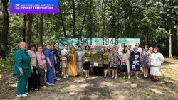 Жители Крутоложского и Головинского сельских поселений отправились в путешествие по родному краю