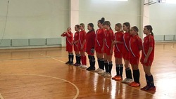 Белгородские спортсменки вошли в число призёров областных соревнований по мини-футболу 2022-2023