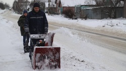 Рабочие Белгородского района использовали для обработки 554 тонны песко-соляной смеси