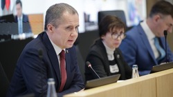 Вячеслав Гладков поставил властям цель увеличить количество трудоустроенных подростков до 60 тыс.
