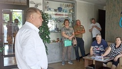 Владимир Перцев навестил находящихся в ПВР жителей Белгородского района