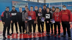 Белгородские спортсмены стали призёрами и победителями соревнований по вольной борьбе