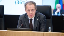 Вячеслав Гладков заслушал доклад о строительстве и покупке жилья белгородцам из приграничья