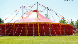 Дети из многодетных и малообеспеченных белгородских семей бесплатно посетили цирк-шапито