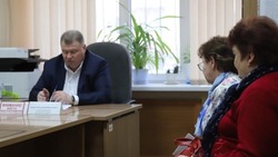 Владимир Перцев провёл личный приём в Новосадовом в рамках «Декады территорий»