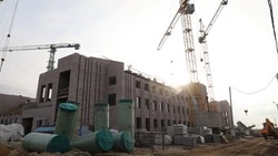 Строительство новой школы продолжается в Стрелецком-23