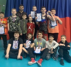 Спортсмены ДЮСШ Белгородского района приняли участие в турнире по вольной борьбе «Король Партера»