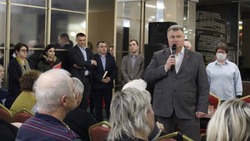 Владимир Перцев встретился с жителями пострадавших от обстрелов сёл Белгородского района