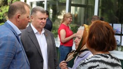 Владимир Перцев встретился с жителями Шебекинского городского округа в ПВР