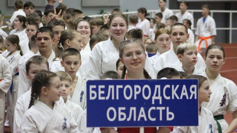Спортсмены ДЮСШ Белгородского района приняли участие в Первенстве по киокусинкай в Нововоронеже