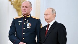 Наш земляк Денис Распопов удостоен звания Героя России