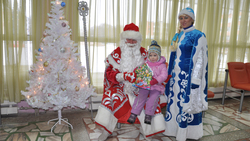 Администрация Белгородского района закупила 25 тысяч подарков для детей