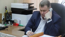Владимир Перцев провёл личный приём граждан в телефонном режиме
