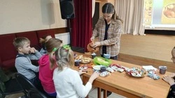 Познавательный час «Покров батюшка» прошёл в КЦ села Беловское