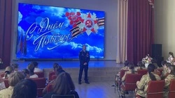 Ветеран Росгвардии провёл «Диалог с Героями» для школьников в Белгороде