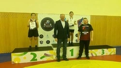 Спортсменки ДЮСШ Белгородского района стали победителями соревнований по вольной борьбе
