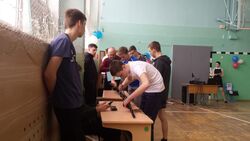 Белгородские школьники приняли участие в соревновании «А ну‑ка, парни!»
