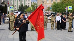 Вячеслав Гладков сообщил о передаче боевого знамени отряду СГУП «Орлан»