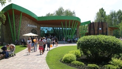Белгородский зоопарк и динопарк открылись для посетителей