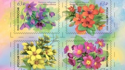 Белгородцы смогут приобрести новые марки с цветами в отделениях Почты России