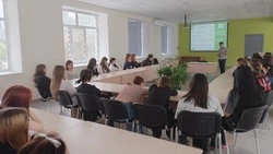 Белгородские студенты обсудили противодействие терроризму с лектором «Знания»