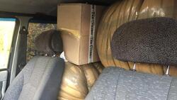 Белгородские пограничники обнаружили 30 тюков с контрабандной одеждой