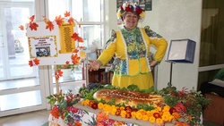 Беловцы испекли самую большую кулебяку на фестивале пожилых людей «Лига мудрости»