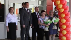 Вячеслав Гладков и Владимир Перцев поздравили выпускников Белгородского района