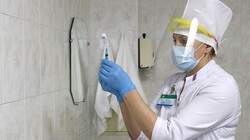 Работники Белгородской ЦРБ привили первым компонентом вакцины от ковида 79 366 человек