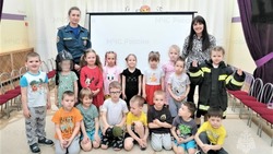 Сотрудники МЧС побывали в гостях у воспитанников детского сада № 19 «Антошка» в Белгороде