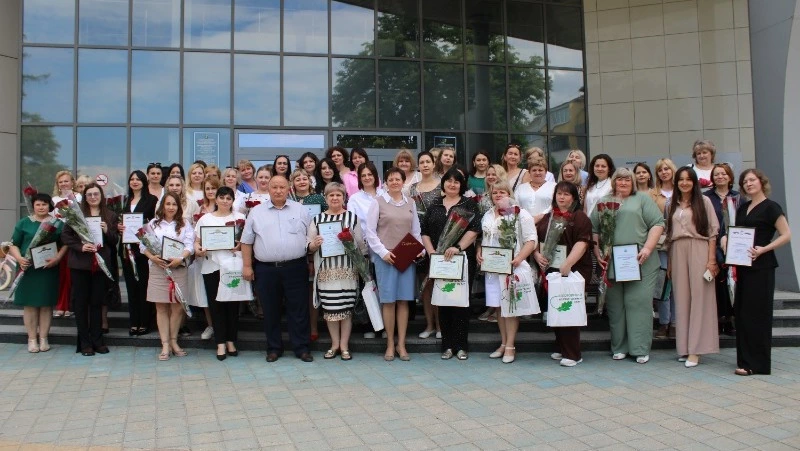 Состоялась церемония награждения лучших сотрудников соцсферы Белгородского муниципального округа