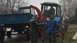 Работы по благоустройству и уборка территорий продолжаются в Белгородском округе