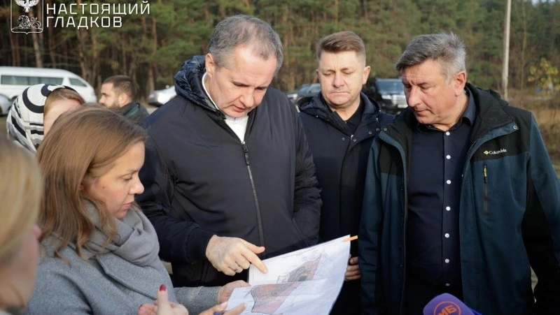 Вячеслав Гладков посетил площадку будущей флагманской президентской школы в Белгородской области