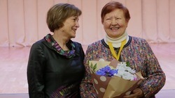 Анна Куташова поздравила с 90-летием жительницу Таврово